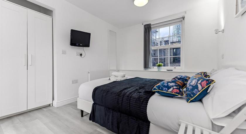 News Hotel by DC London Rooms - image 2