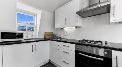 News Hotel by DC London Rooms - image 7
