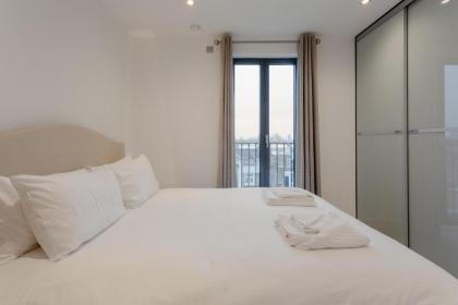 Notting Hill 2 Bedroom Apartment - image 20