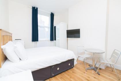 Earl's Court Studios - image 14
