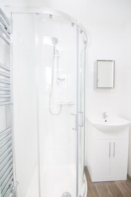 Earl's Court Studios - image 17