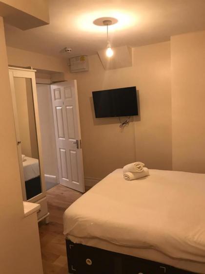 Earl's Court Studios - image 22