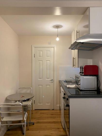 Earl's Court Studios - image 27