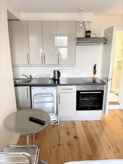 Earl's Court Studios - image 29