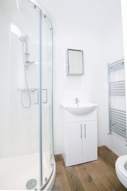 Earl's Court Studios - image 8