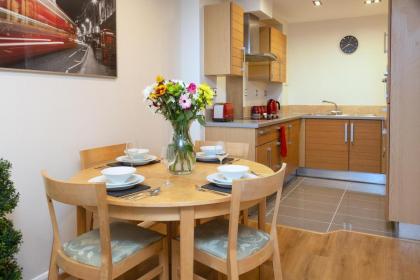 Royal Crossharbour Apartment