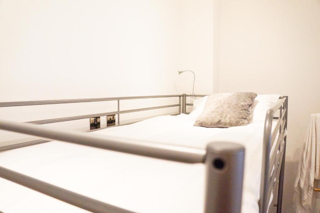The Mornington Camden Female only Hostel - image 3
