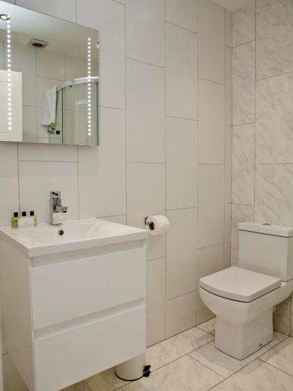 Soho Chambers by Indigo Flats - image 20
