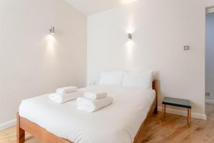 Fantastic 2 Bedroom Apartment in Central London - image 10