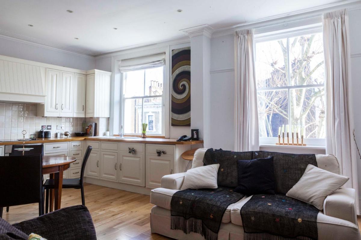 Linden Gardens - main image