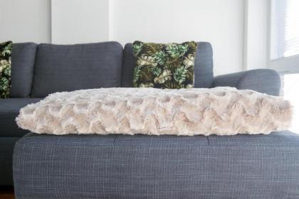 Luxury 2-Bed Flat parking and close to the tube - image 2