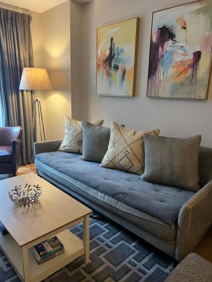 2 Bedroom Apartment just off Kings Road - image 3