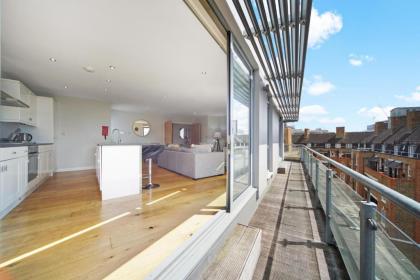 2 Bed Executive Penthouse near Liverpool Street FREE WIFI by City Stay Aparts London - image 20