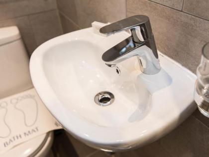 Central Hotel London - image 19