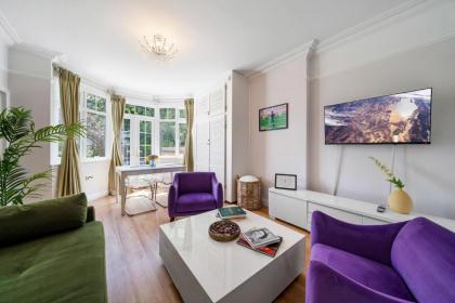 Wimbledon Holiday Lets - image 4