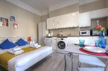 Studio with WIFI in London #B1 - image 8