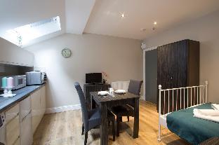 Studio close to Metro #CJ3 - image 3