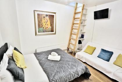 Covent Garden Suites - image 12