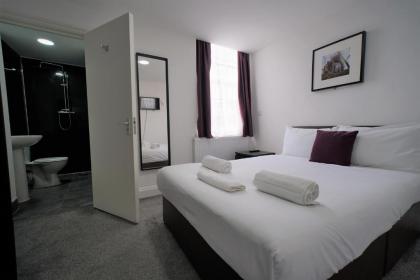 TBH Hotel - image 1