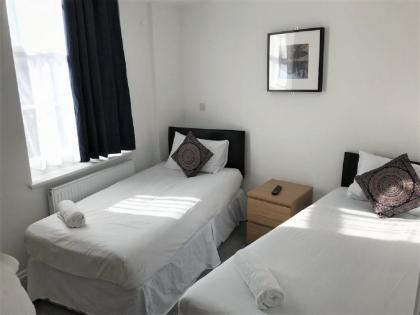 TBH Hotel - image 13