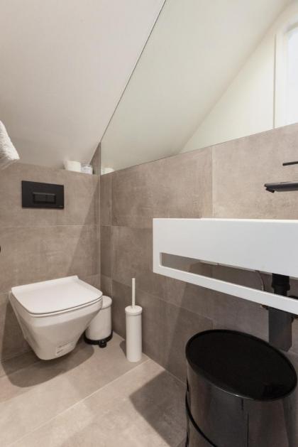 Stylish 3 bedroom House  Patio near Edgware Road - image 4