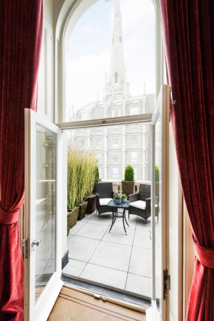 Grand Ambassadorial Triplex Apartment Hyde Park - image 4