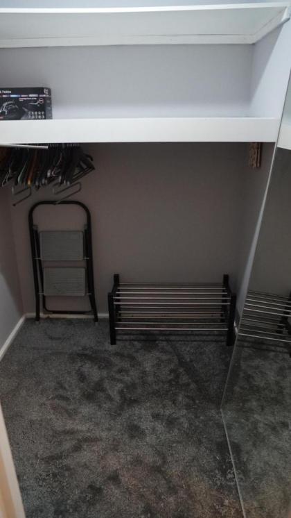 North London Apartment - Edmonton - image 11