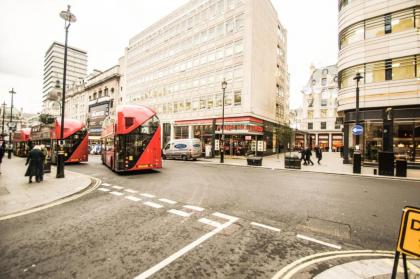 Piccadilly Circus Suites - image 13