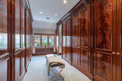Stunning 6-bed house near Harrods in Knightsbridge - image 4