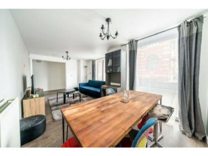 2 Bed Apartment SHOREDItCH   SK