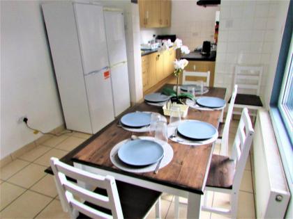 Home away from home - image 14