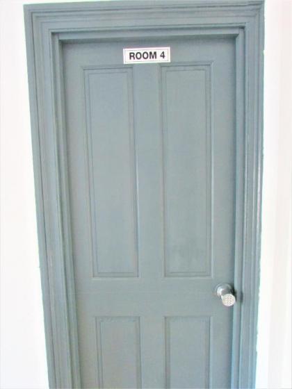 Home away from home - image 9