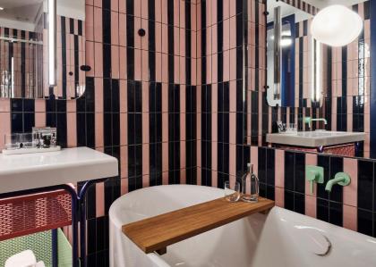 The Standard London - image 17