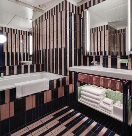 The Standard London - image 9