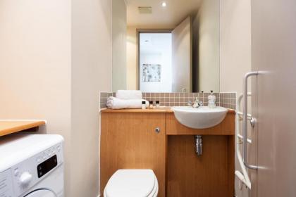 Lawrence House by TheSqua.re - image 14