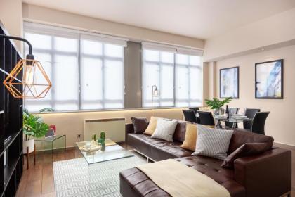 Lawrence House by TheSqua.re - image 4