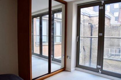 Modern 1 Bedroom Flat in Holborn - image 5