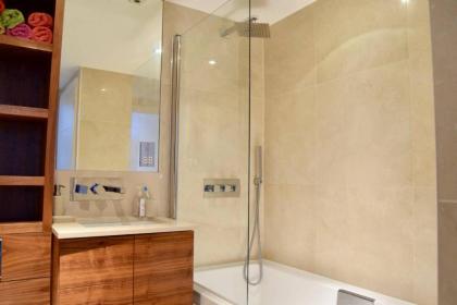 Modern 1 Bedroom Flat in Holborn - image 7
