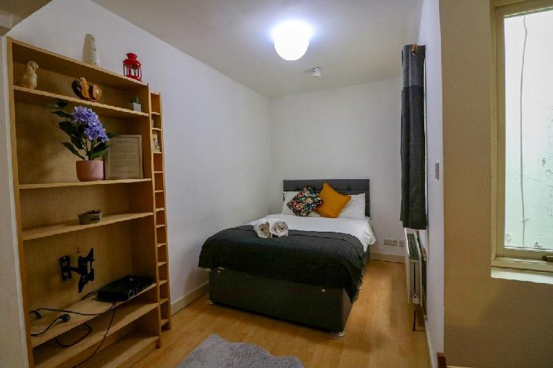 Flat 12 · Comfy Studio Central London Hyde Park - main image