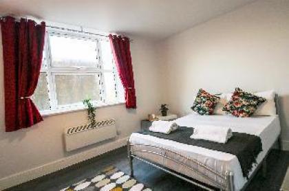 Stylish Studio Kingsbury F8 - image 12