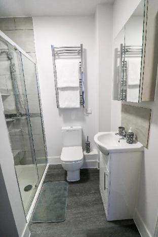 Stylish Studio Kingsbury F8 - image 7