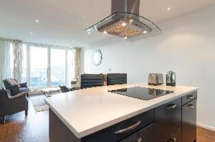 Kenny Apartment by Austin David Apartments
