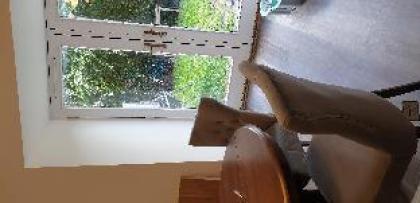 Quite break away in modern living - image 9