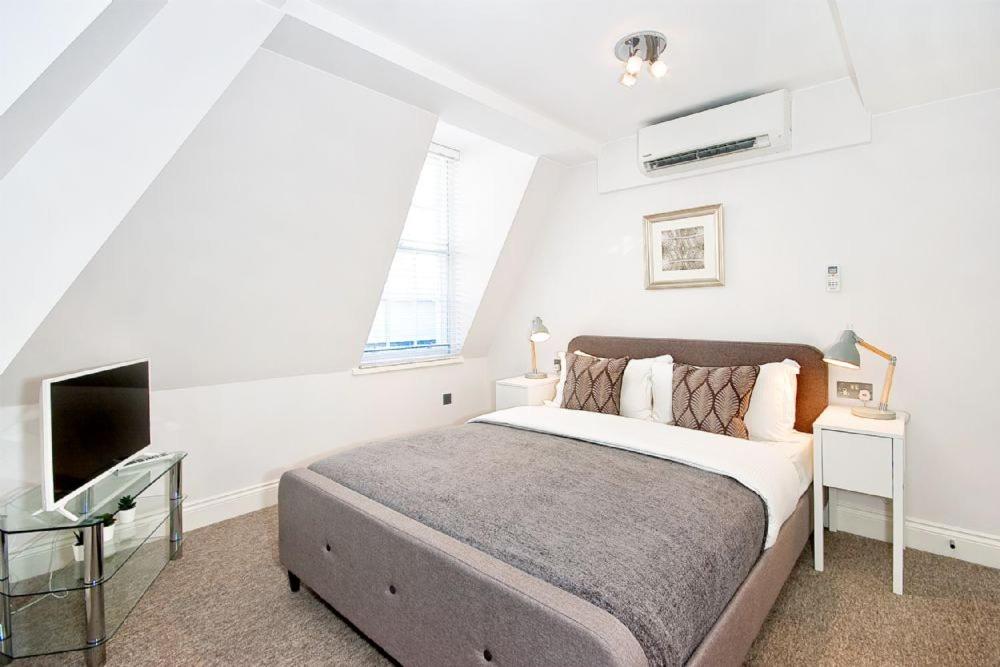 Eldon Chambers Flat 1 by City Living London - main image