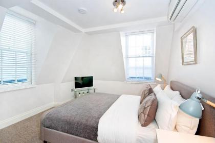Eldon Chambers Flat 1 by City Living London - image 3