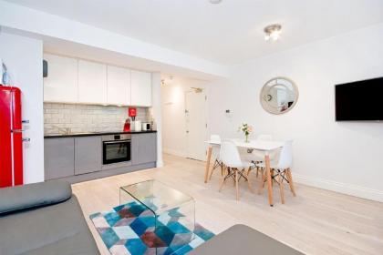 Eldon Chambers Flat 1 by City Living London - image 6