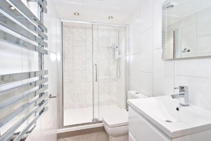 Eldon Chambers Flat 1 by City Living London - image 9