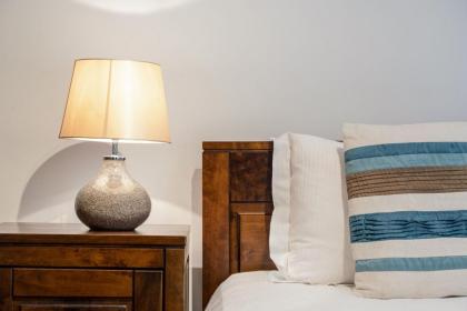 Apartment 4 48 Bishopsgate by City Living London - image 23