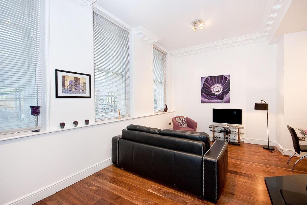 Apartment 1 48 Bishopsgate by City Living London - image 2