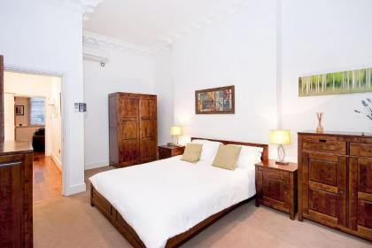 Apartment 1 48 Bishopsgate by City Living London - image 8